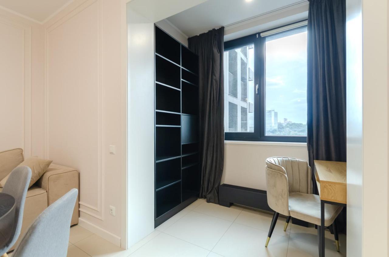 Petrovdom 13-141 In Rc New York Concept House With Bathroom Kiev Luaran gambar