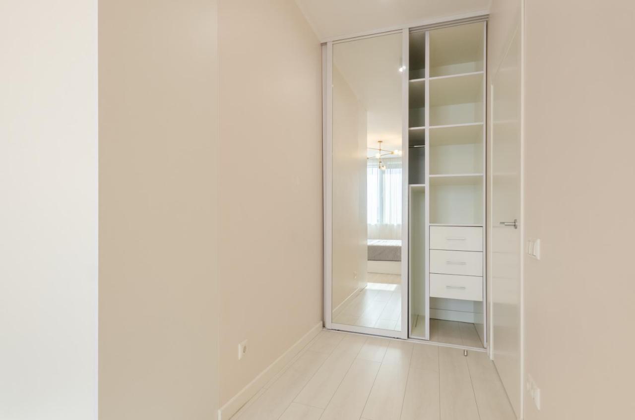 Petrovdom 13-141 In Rc New York Concept House With Bathroom Kiev Luaran gambar