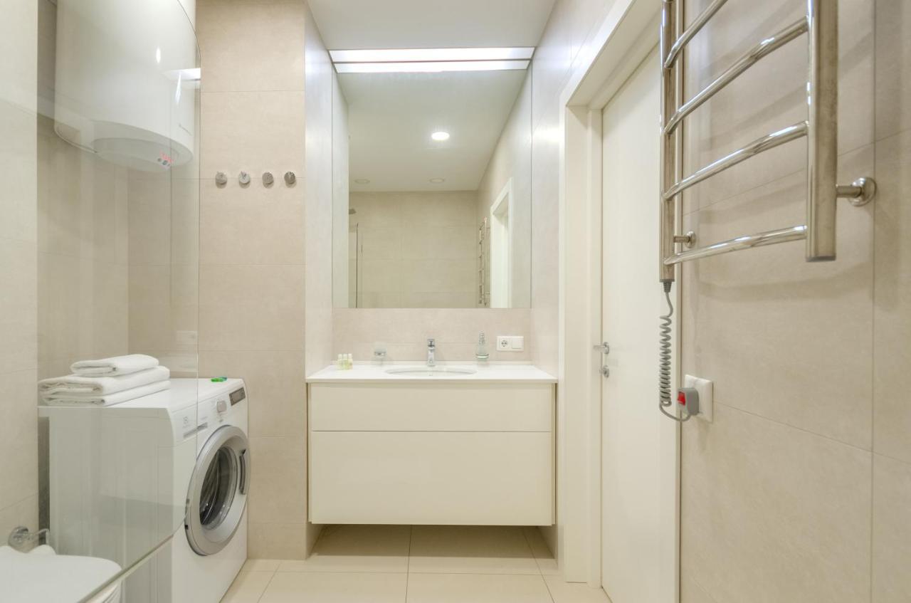 Petrovdom 13-141 In Rc New York Concept House With Bathroom Kiev Luaran gambar