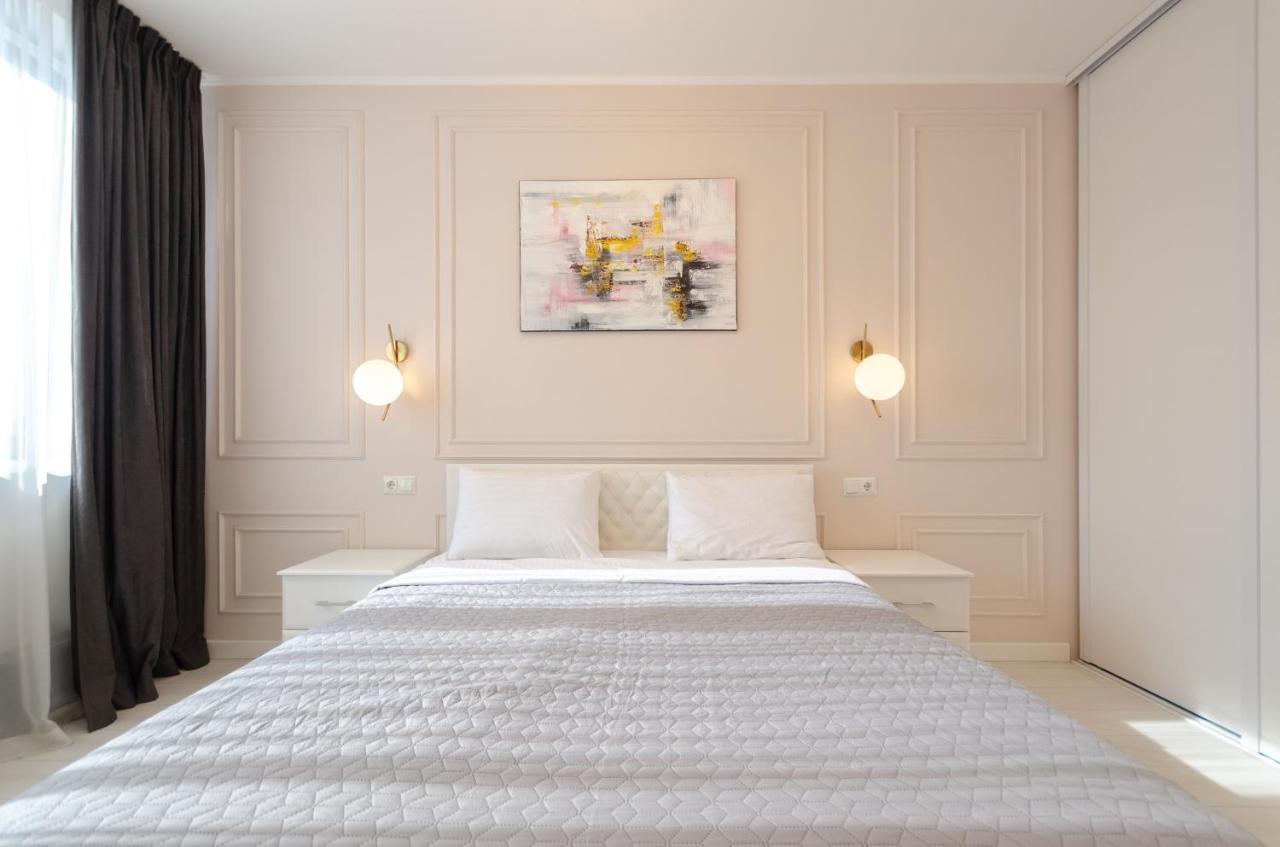 Petrovdom 13-141 In Rc New York Concept House With Bathroom Kiev Luaran gambar